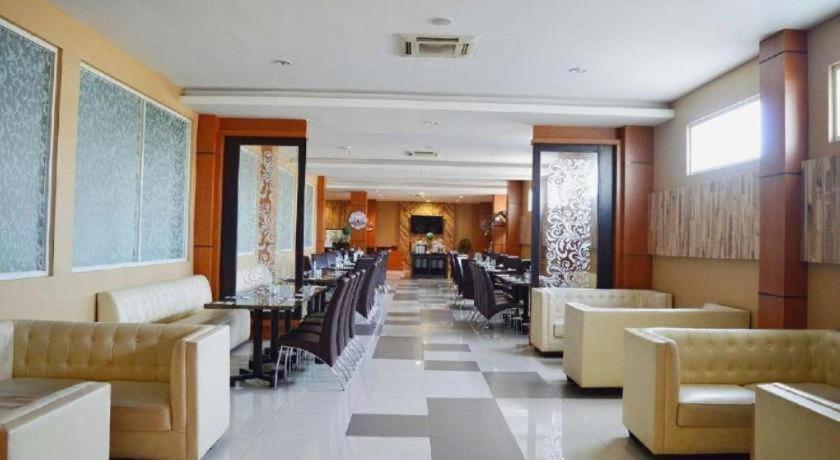 Horison Kota Lama Semarang Kültér fotó