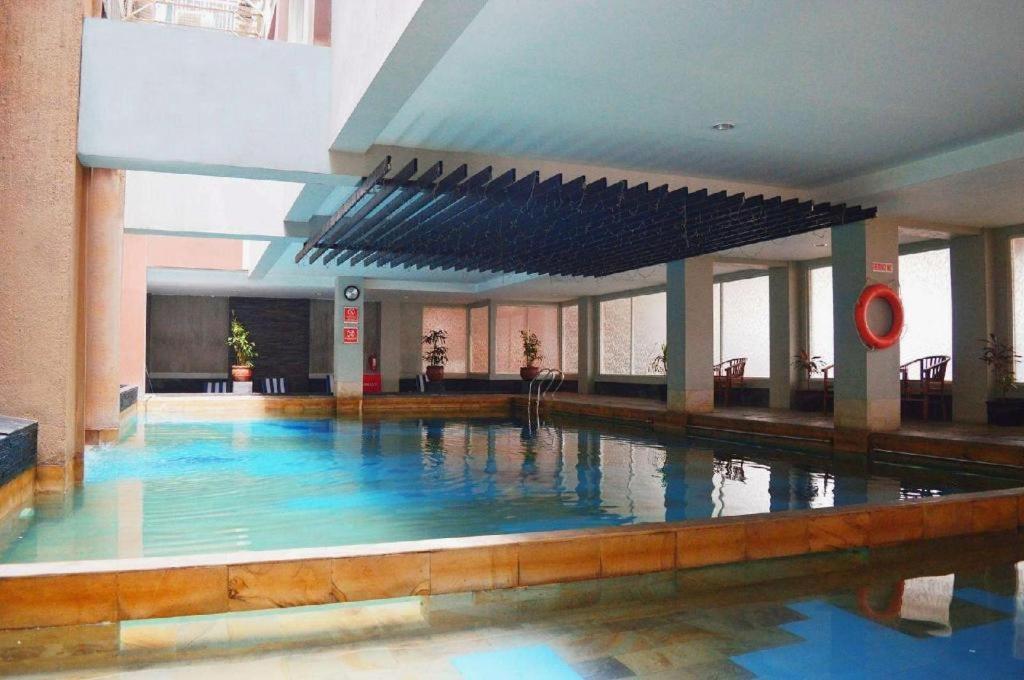 Horison Kota Lama Semarang Kültér fotó